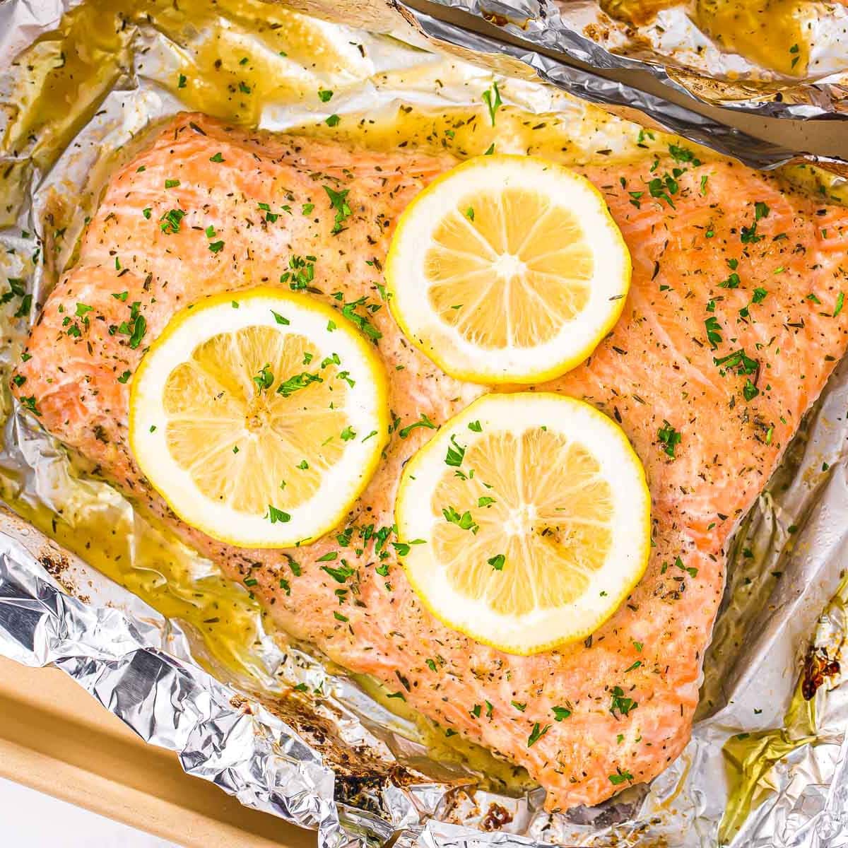 Baked Salmon in Foil Recipe at home